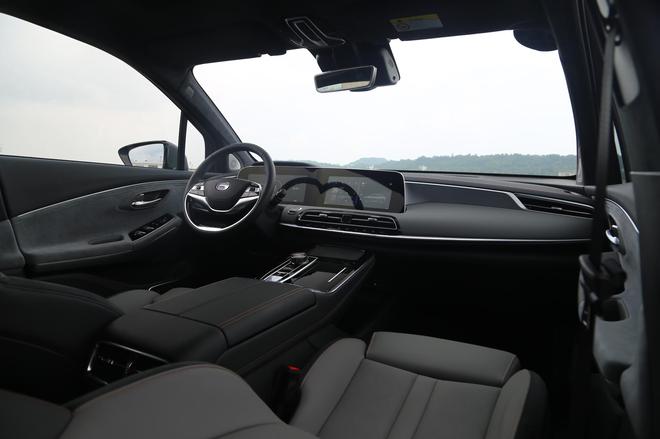 Guangzhou Automobile New Energy Aion LX was officially listed at a price of 249.6-349.6 million yuan.