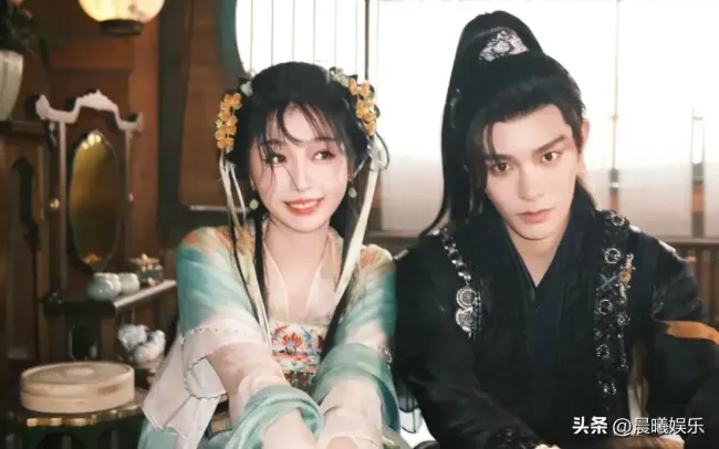 Esther Yu Ding Yuxi's "Yu Zhou Zhong Xin" topped the CP list and sweet interaction won fans' hearts