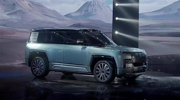 The first "Wang Fried" new car in 2023? The most expensive BYD looks up to U8 and turns around in place. It can still be used as a boat.