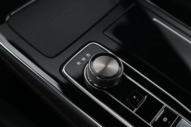 Guangzhou Automobile New Energy Aion LX was officially listed at a price of 249.6-349.6 million yuan.