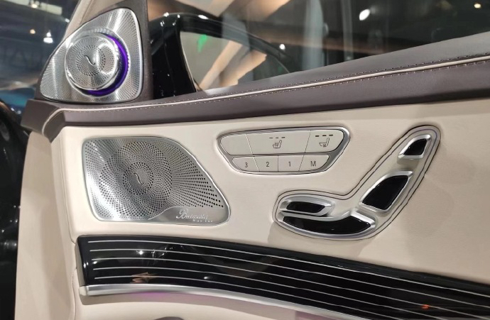 Mercedes-Benz Maybach Pullman S680 The Return of the King