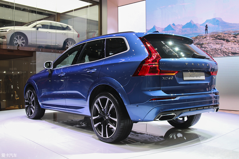 Create a new Volvo XC60 based on SPA platform.